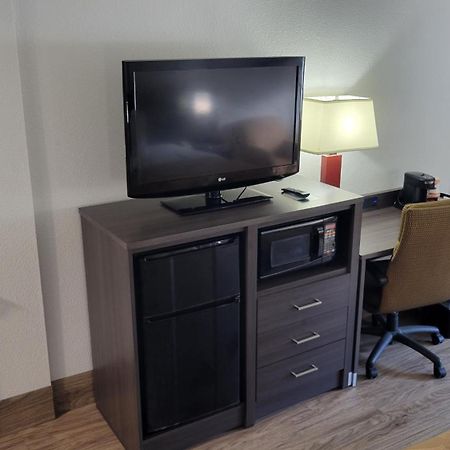 Quality Inn Forsyth Near Ga Public Safety Training Center Екстер'єр фото