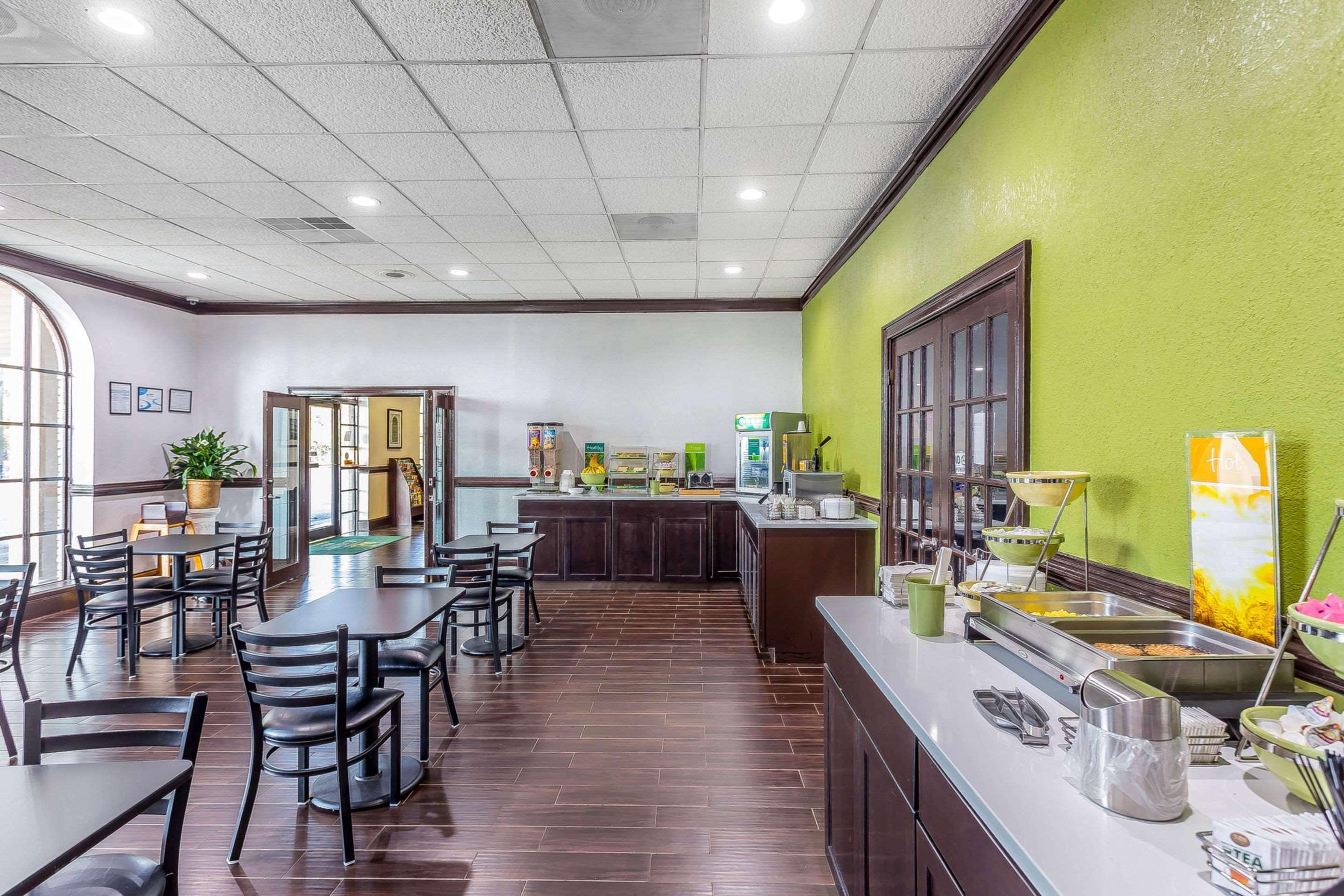 Quality Inn Forsyth Near Ga Public Safety Training Center Екстер'єр фото