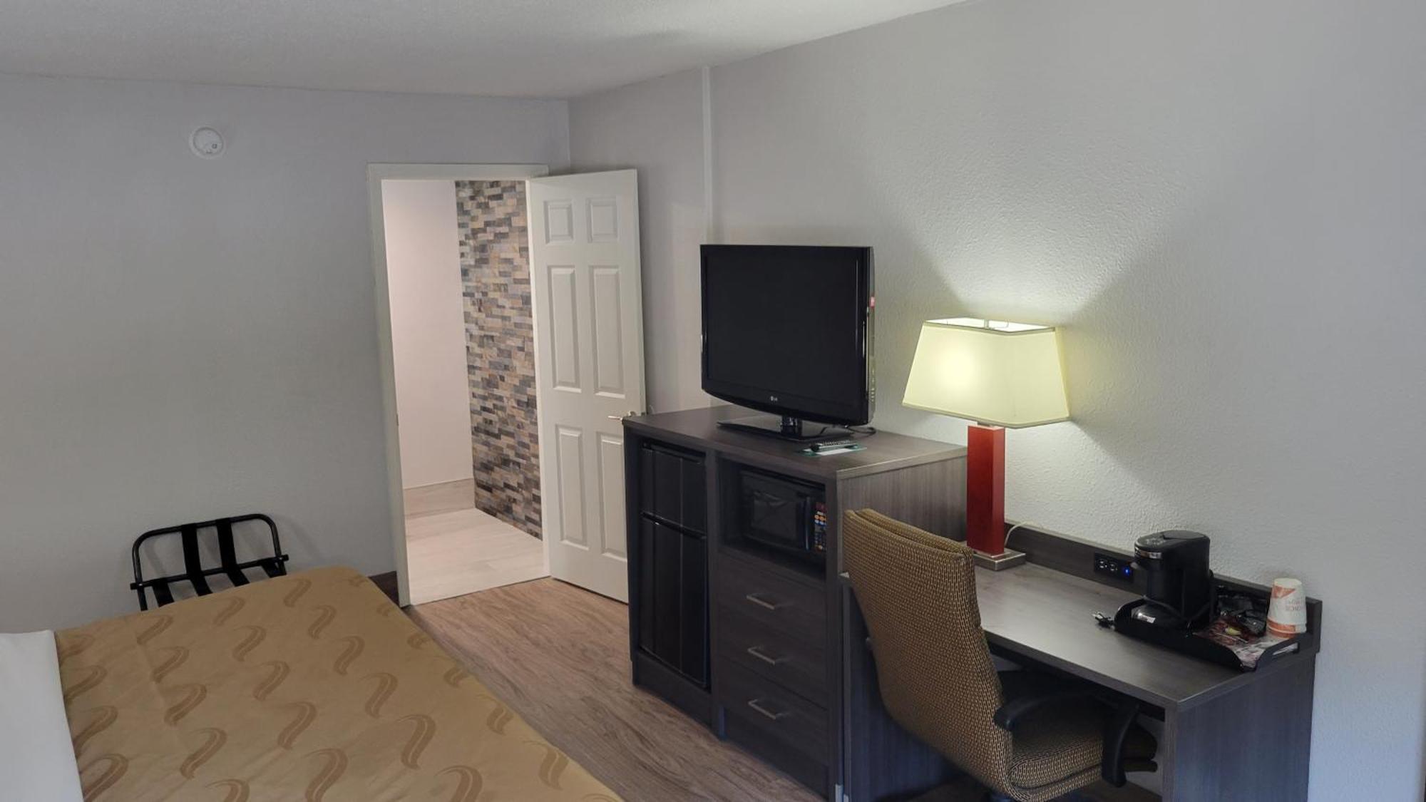 Quality Inn Forsyth Near Ga Public Safety Training Center Екстер'єр фото